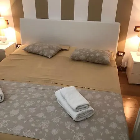 Lanterna Bianca Apartment