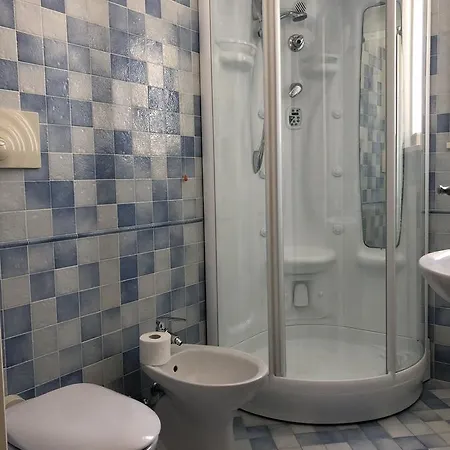 Lanterna Bianca Apartment